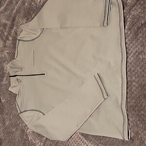 Boys Vineyard Vines performance gear size L (16)